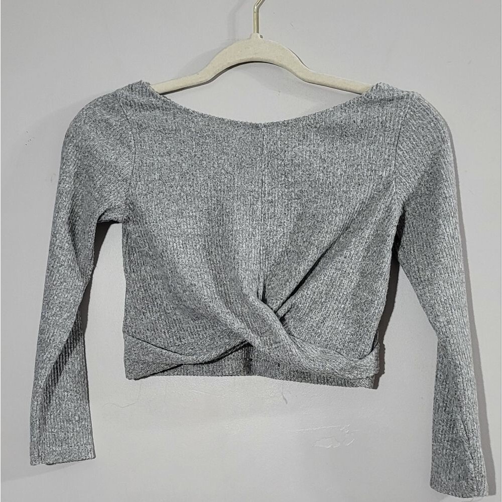 Zara kids 9/10 girls gray long-sleeved twisted front crop top